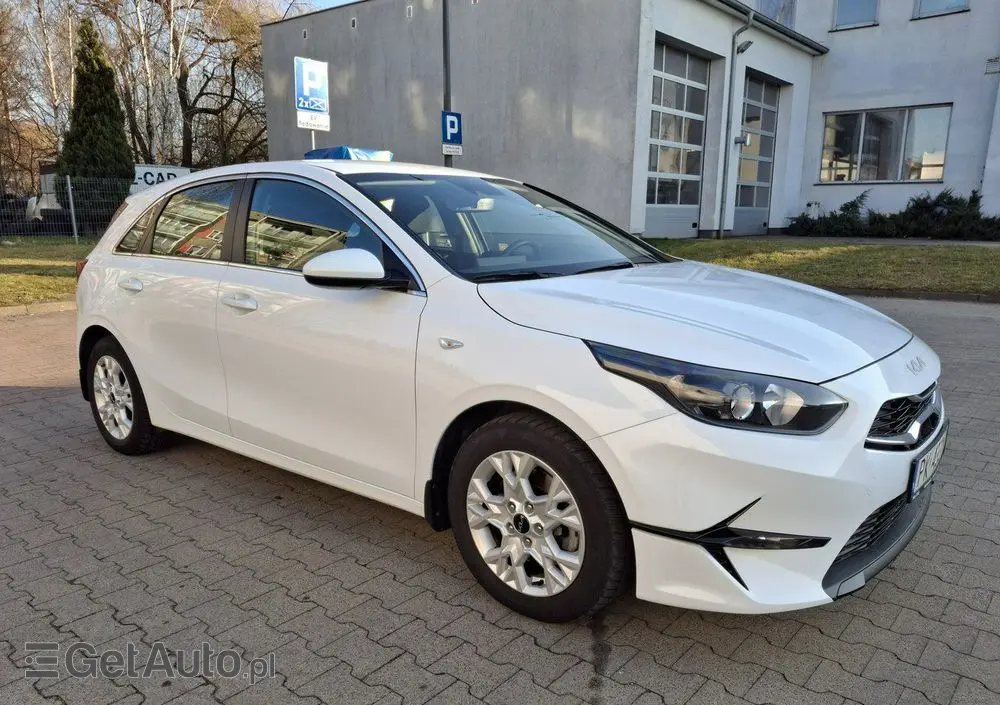 KIA Ceed 1.5 T-GDI M