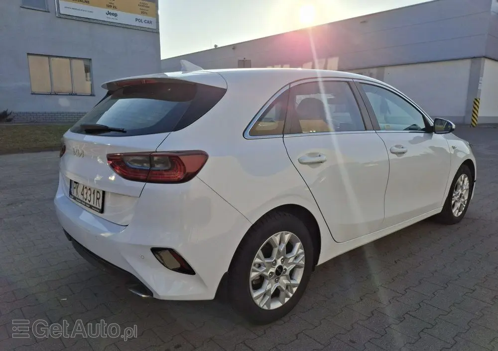 KIA Ceed 1.5 T-GDI M