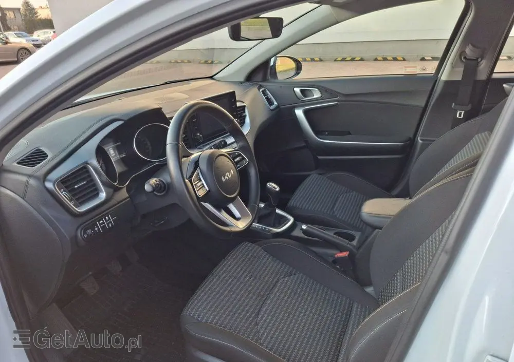 KIA Ceed 1.5 T-GDI M