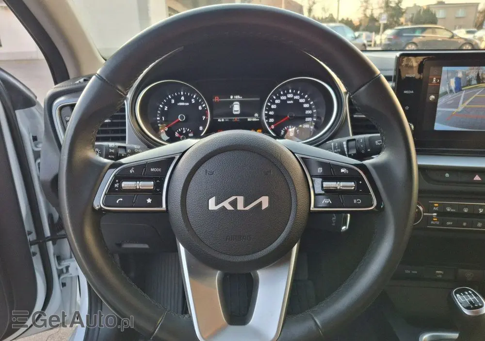KIA Ceed 1.5 T-GDI M