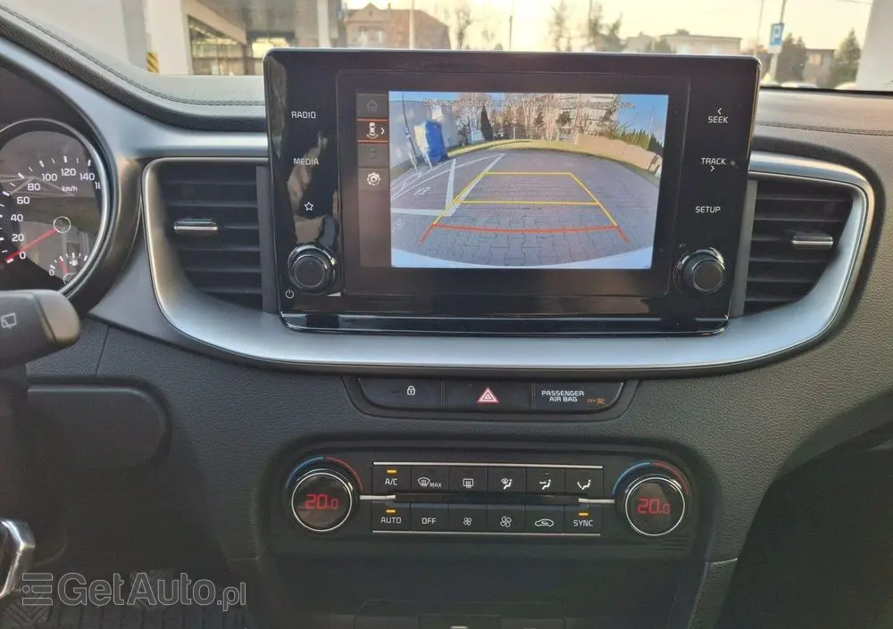 KIA Ceed 1.5 T-GDI M