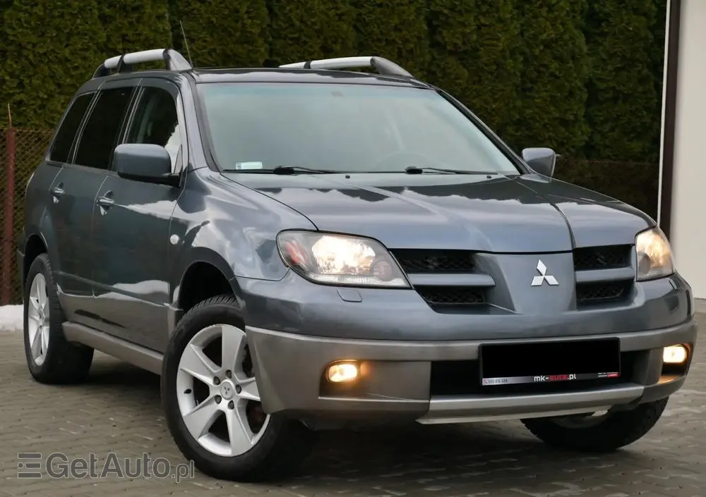 MITSUBISHI Outlander 2.0 4WD Invite