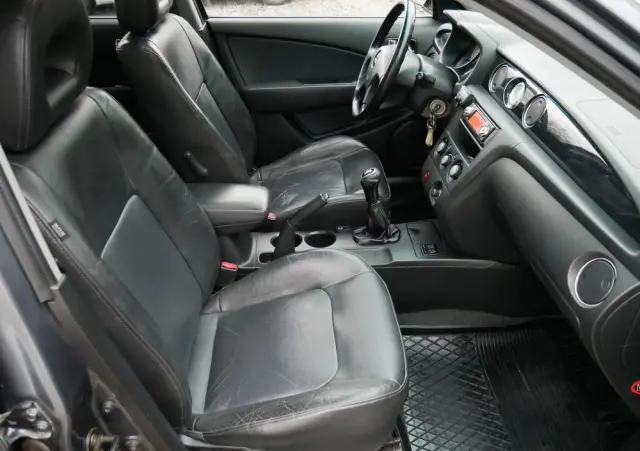 MITSUBISHI Outlander 2.0 4WD Invite