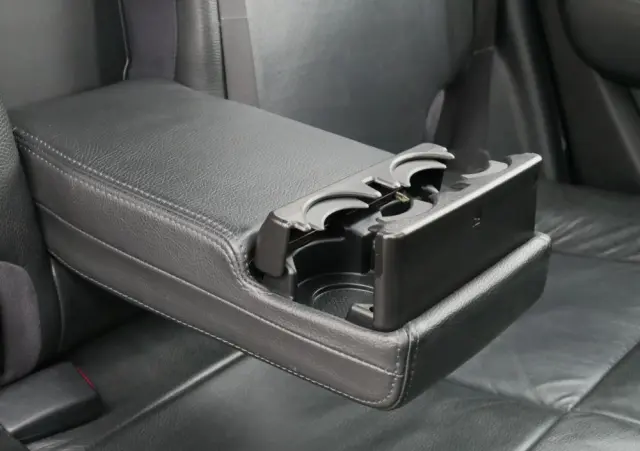 MITSUBISHI Outlander 2.0 4WD Invite