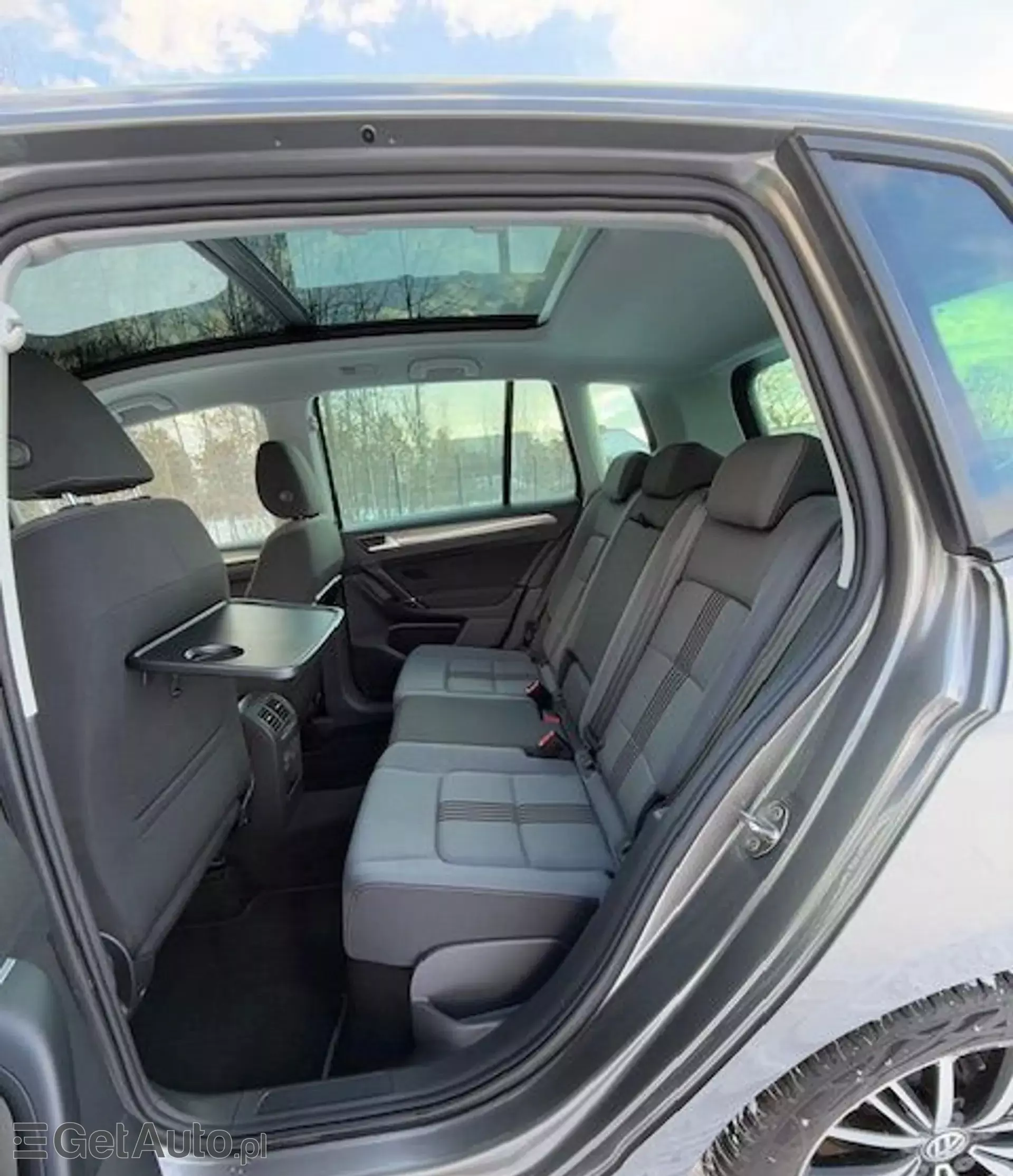 VOLKSWAGEN Golf 1.2 TSI (110 KM)