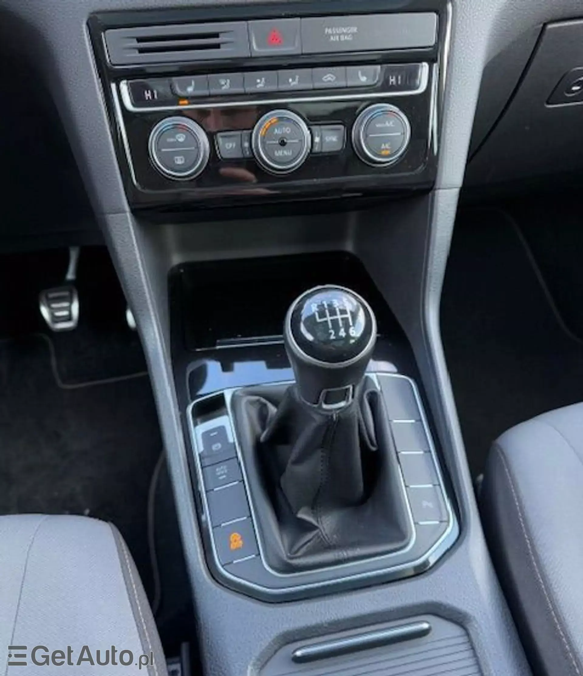 VOLKSWAGEN Golf 1.2 TSI (110 KM)