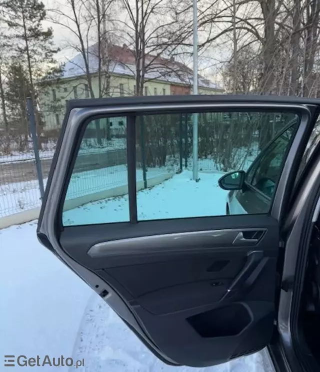 VOLKSWAGEN Golf 1.2 TSI (110 KM)