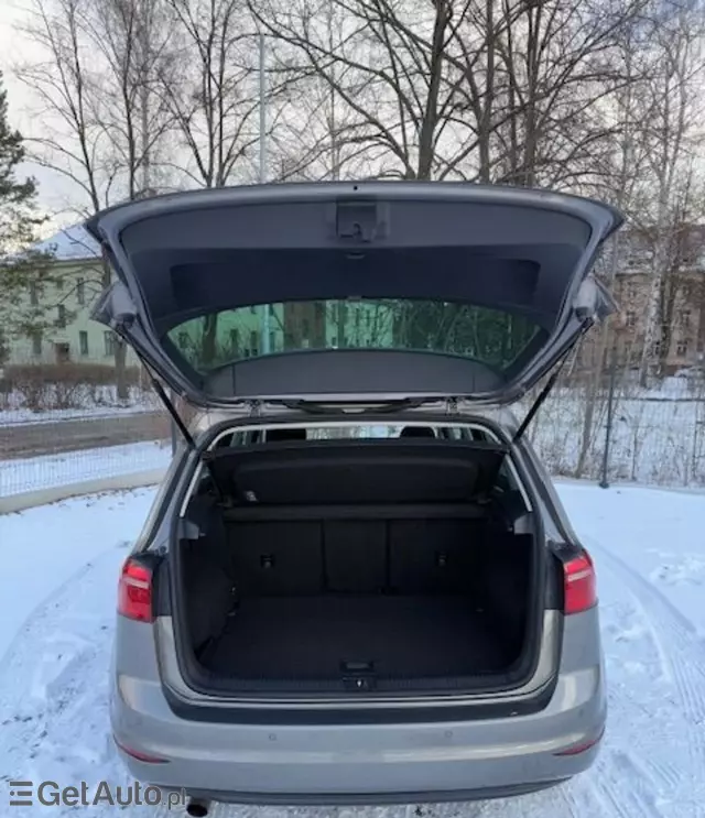 VOLKSWAGEN Golf 1.2 TSI (110 KM)