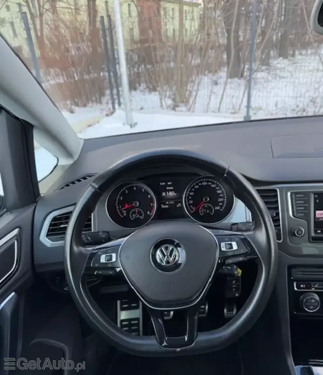 VOLKSWAGEN Golf 1.2 TSI (110 KM)