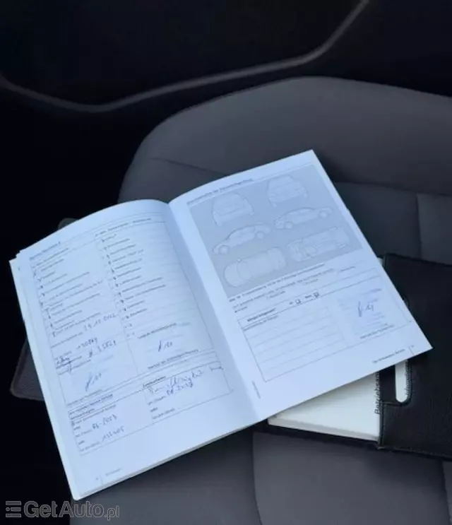 VOLKSWAGEN Golf 1.2 TSI (110 KM)