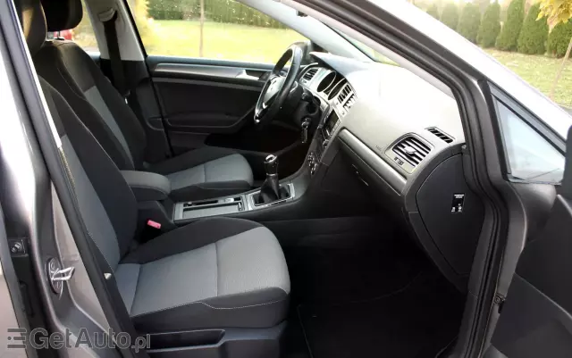 VOLKSWAGEN Golf 1.2 TSI BlueMotion Technology Comfortline