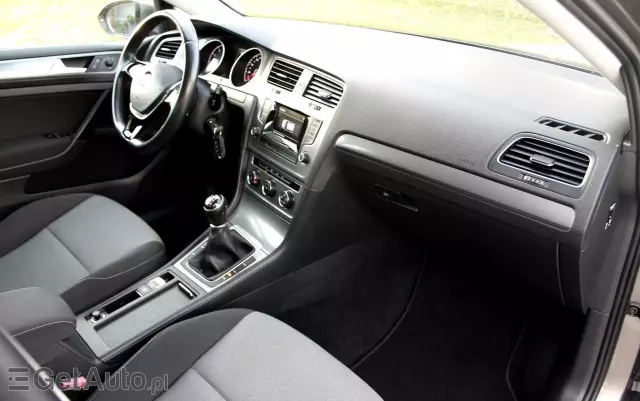 VOLKSWAGEN Golf 1.2 TSI BlueMotion Technology Comfortline