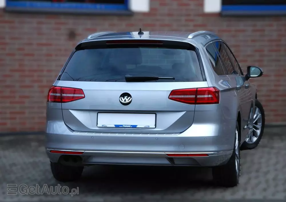 VOLKSWAGEN Passat 1.8 TSI BMT Highline