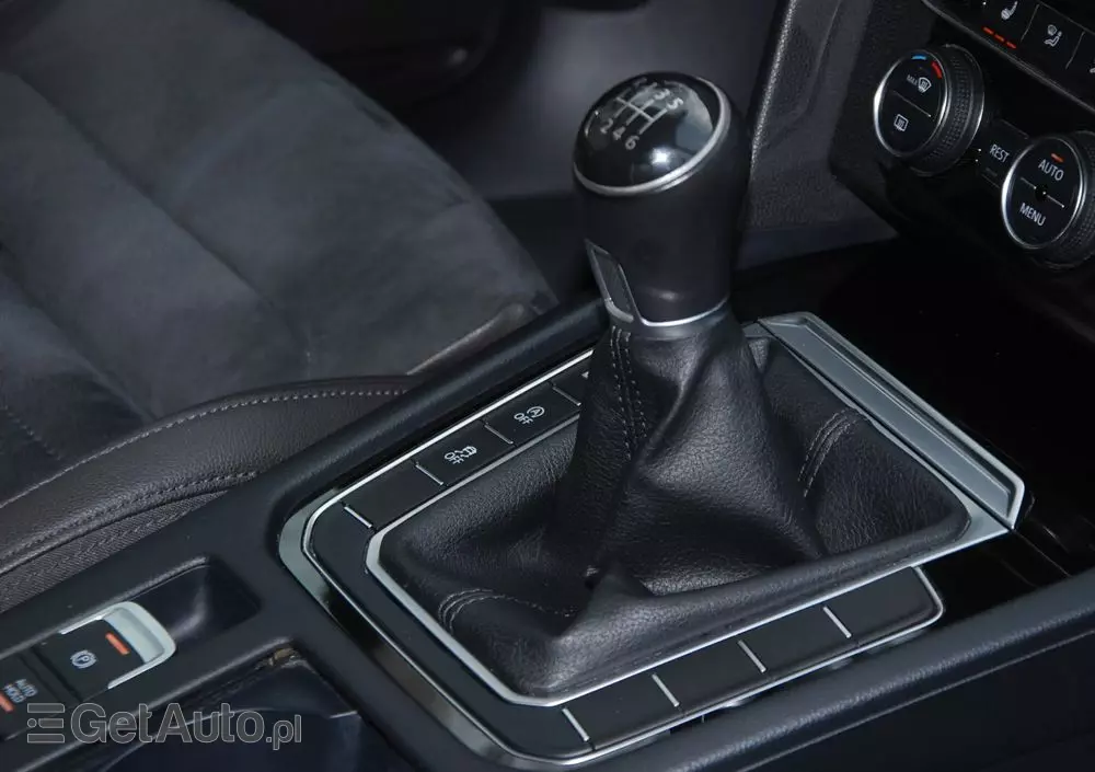 VOLKSWAGEN Passat 1.8 TSI BMT Highline