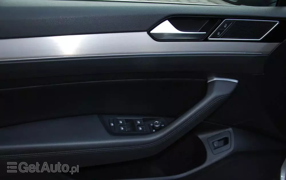 VOLKSWAGEN Passat 1.8 TSI BMT Highline