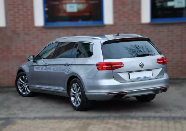 VOLKSWAGEN Passat 1.8 TSI BMT Highline