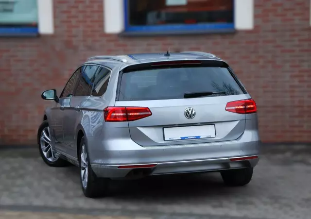 VOLKSWAGEN Passat 1.8 TSI BMT Highline