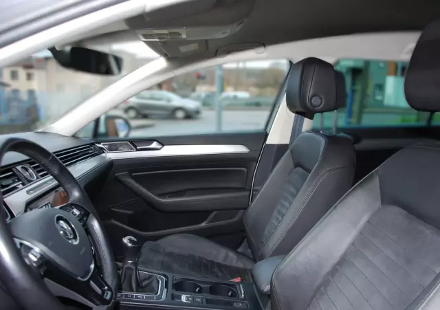 VOLKSWAGEN Passat 1.8 TSI BMT Highline