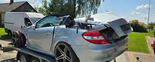 MERCEDES-BENZ SLK 