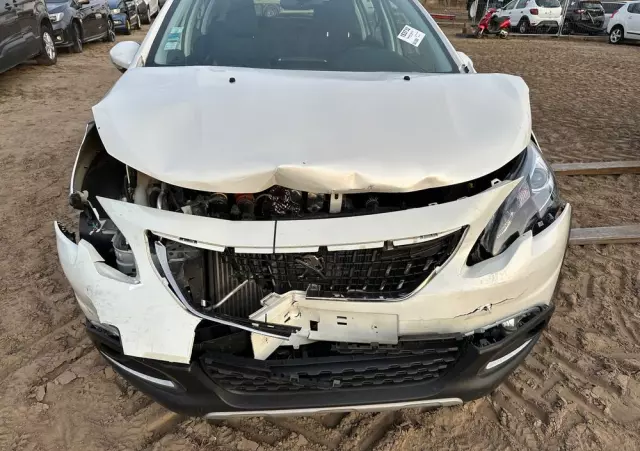 PEUGEOT 2008 1.2 Pure Tech Allure S&S