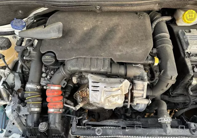 PEUGEOT 2008 1.2 Pure Tech Allure S&S