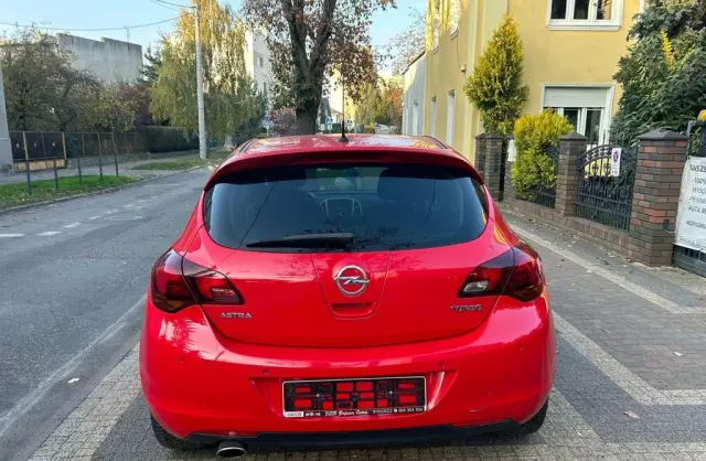 OPEL Astra 