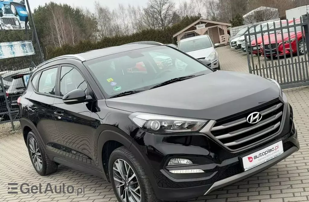 HYUNDAI Tucson 