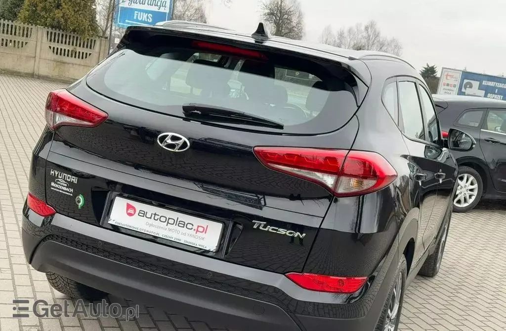 HYUNDAI Tucson 