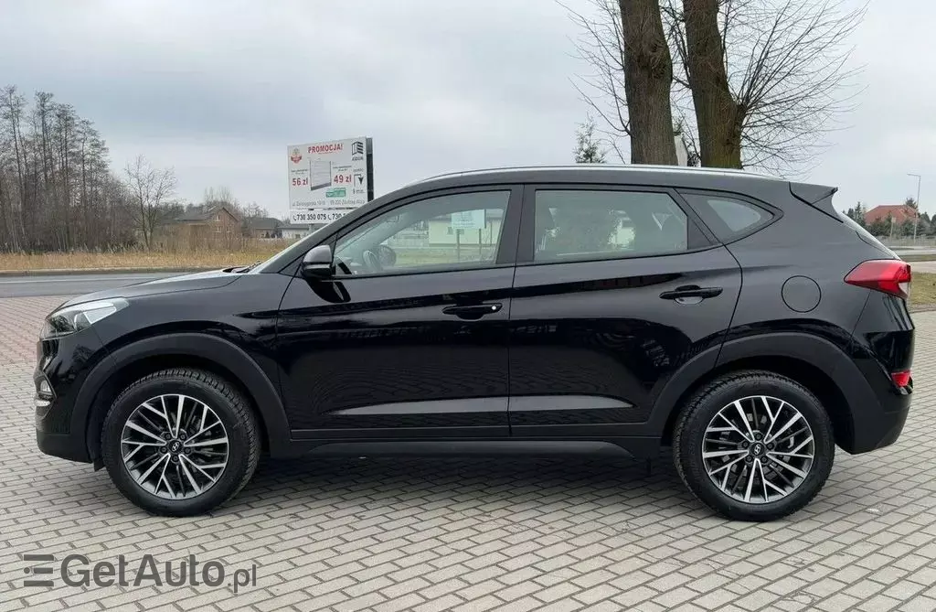 HYUNDAI Tucson 