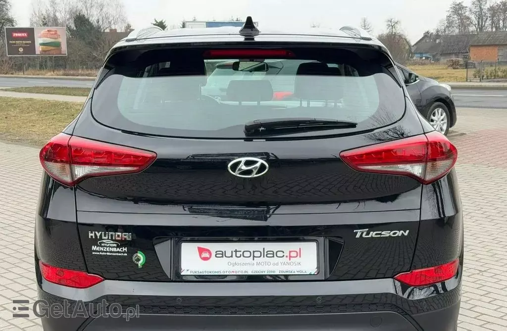 HYUNDAI Tucson 