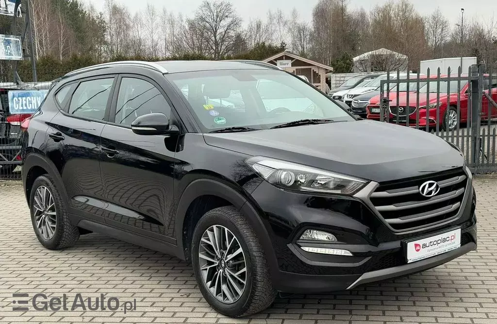 HYUNDAI Tucson 