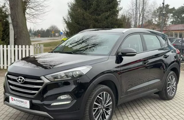 HYUNDAI Tucson 