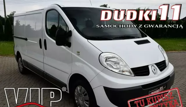 RENAULT Trafic 