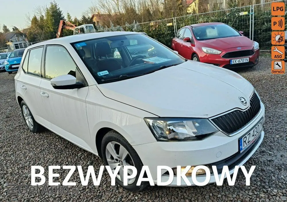 SKODA Fabia 