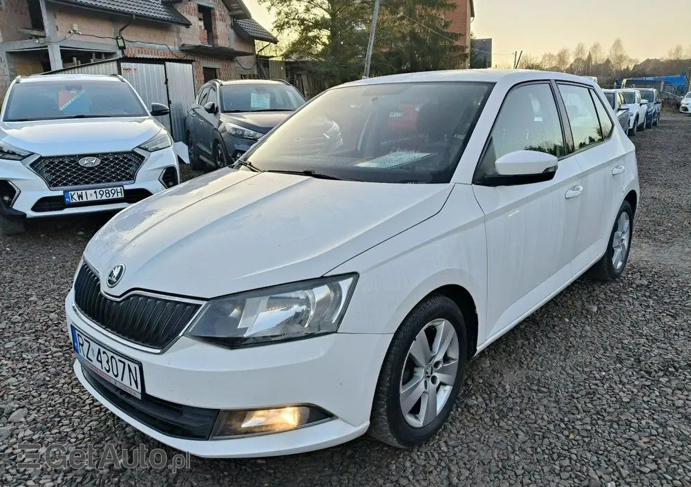 SKODA Fabia 