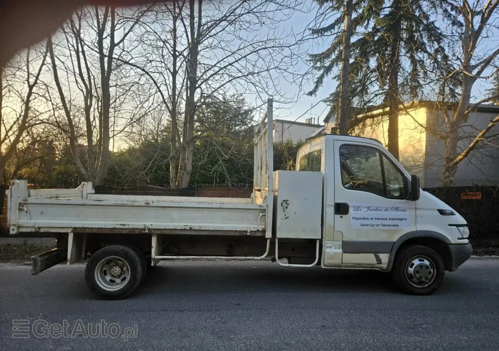 IVECO DAILY  35C13  ZDROWY  2004 rok 