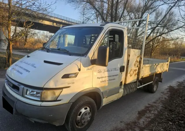 IVECO DAILY  35C13  ZDROWY  2004 rok 