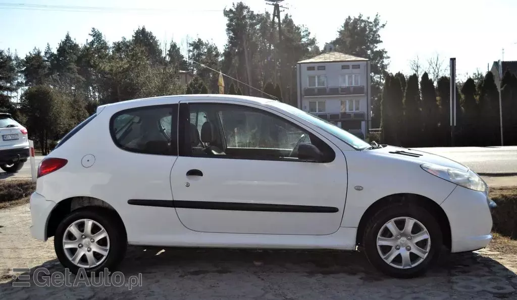 PEUGEOT 206 