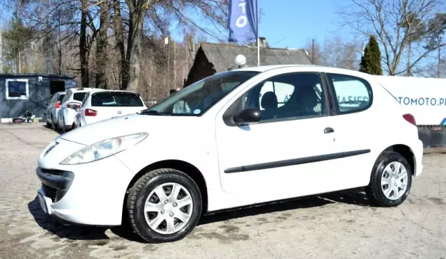 PEUGEOT 206 