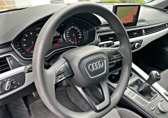 AUDI A4 Avant 1.4 TFSI Design