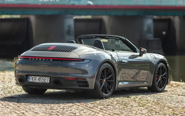 PORSCHE 911 Carrera S PDK