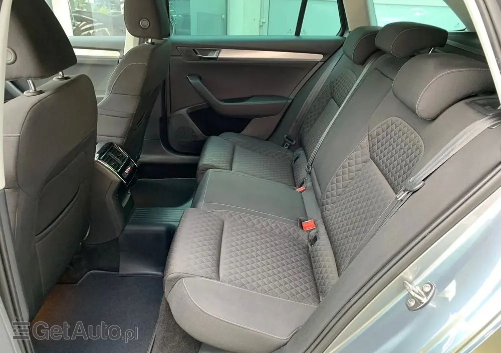 SKODA Superb 1.5 TSI ACT DSG Active