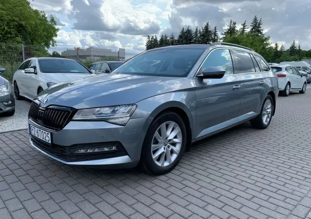 SKODA Superb 1.5 TSI ACT DSG Active