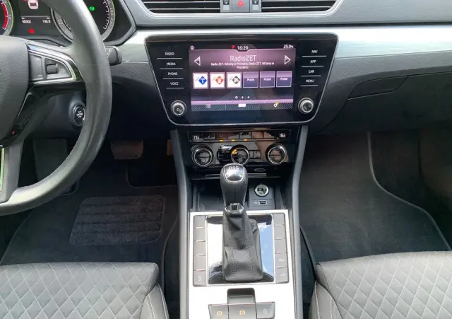 SKODA Superb 1.5 TSI ACT DSG Active