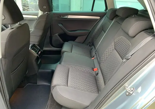 SKODA Superb 1.5 TSI ACT DSG Active