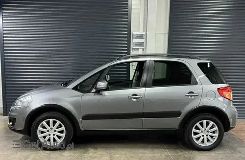 SUZUKI SX4 