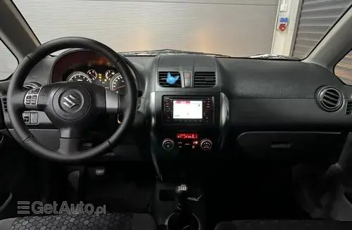SUZUKI SX4 
