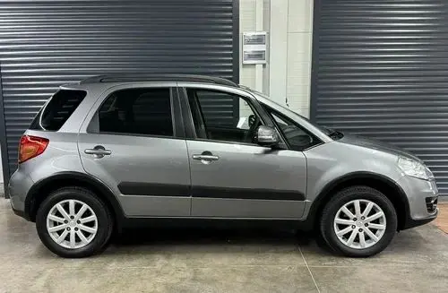 SUZUKI SX4 