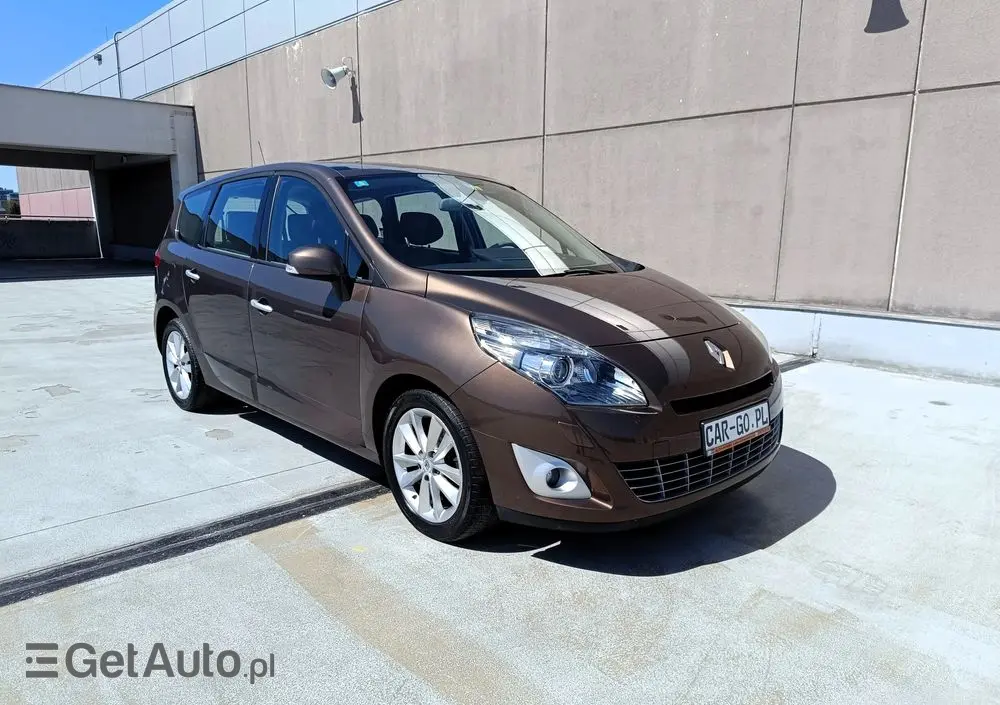 RENAULT Scenic DCi 150 Automatik Luxe