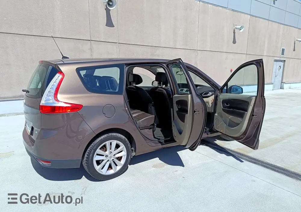 RENAULT Scenic DCi 150 Automatik Luxe